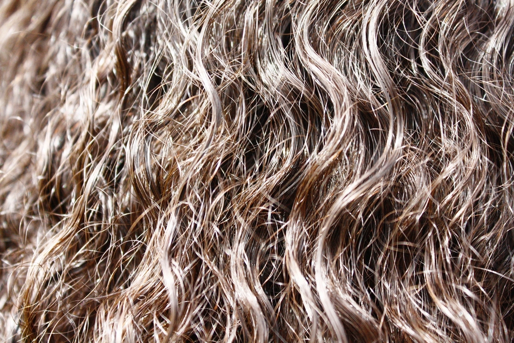 Shampoo para Cabelos Cacheados: Quais Tipos Realmente Funcionam em 2026